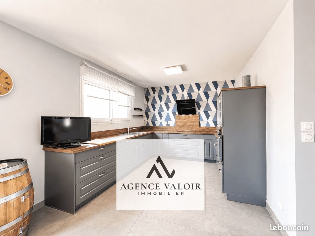 Maison à vendre, 91m², Charly-Oradour