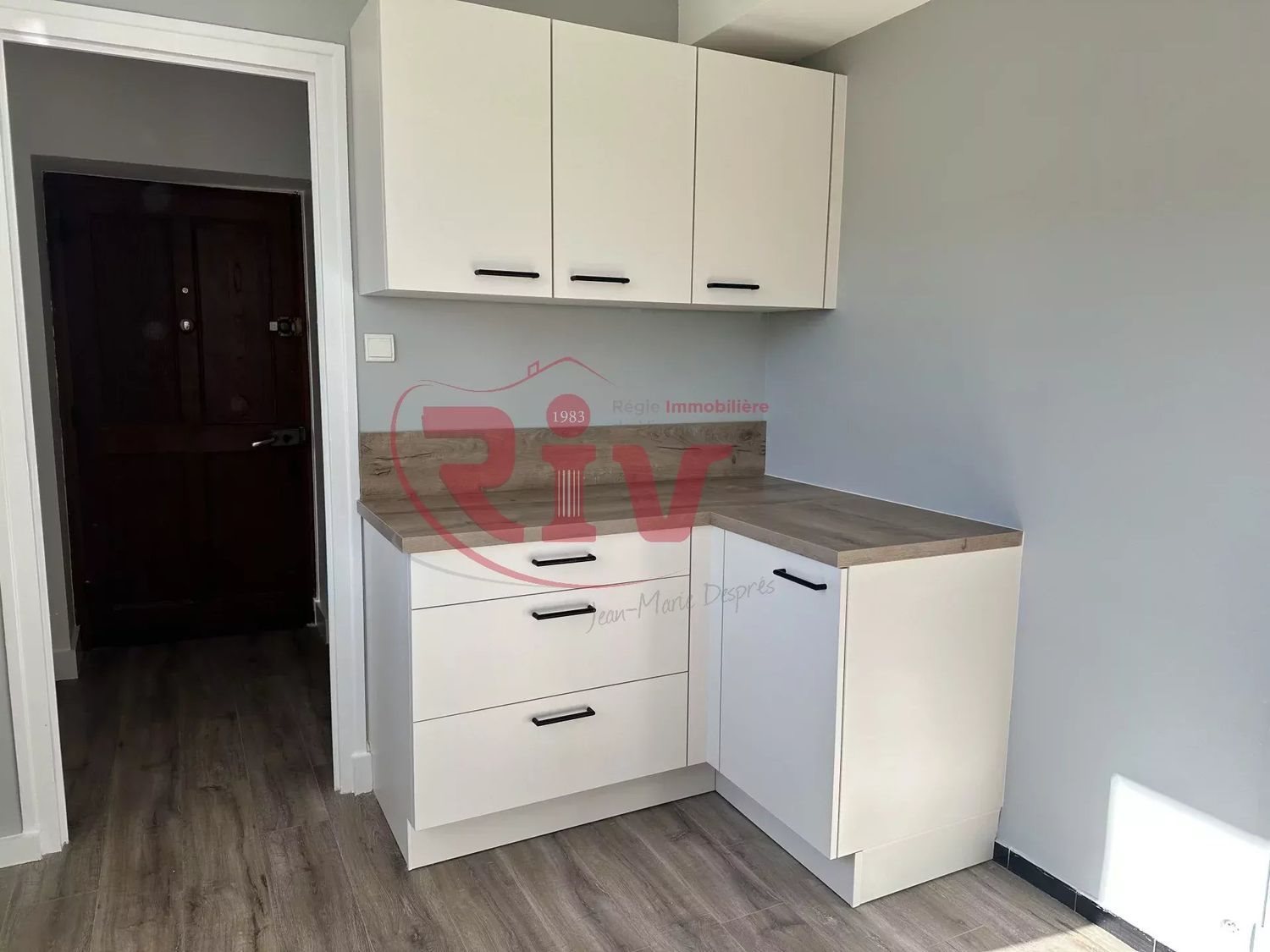 Appartement à louer, 83m², Septème