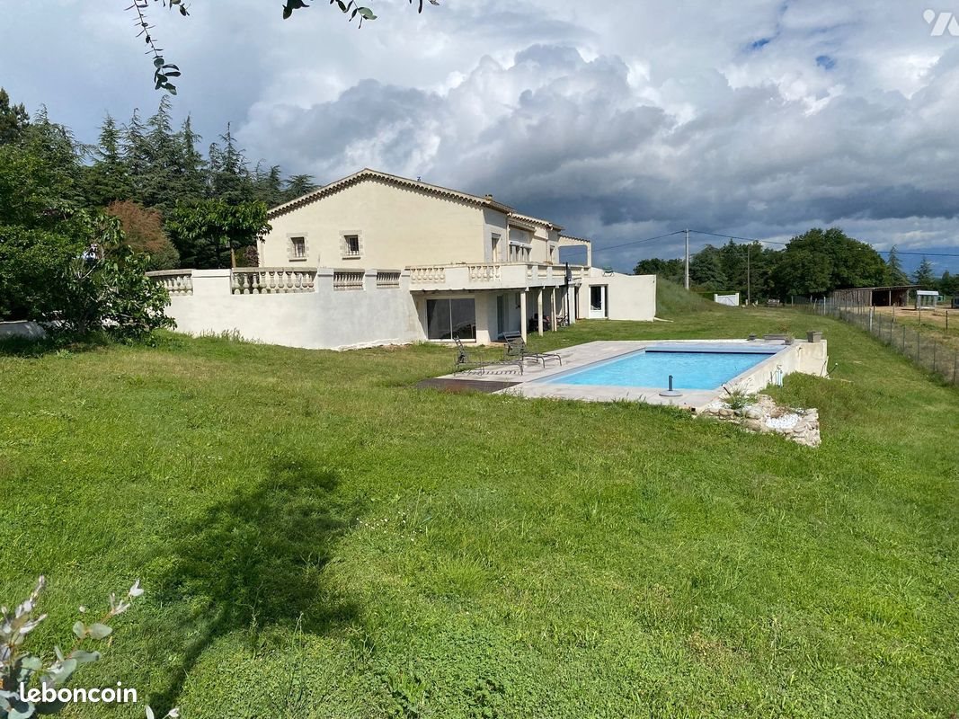 Maison à vendre, 181m², Saint-Jean-de-Muzols