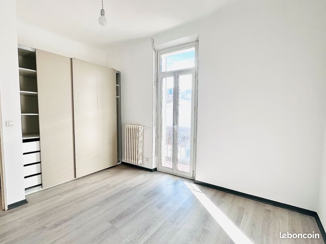 Appartement à louer, 68m², Toulon