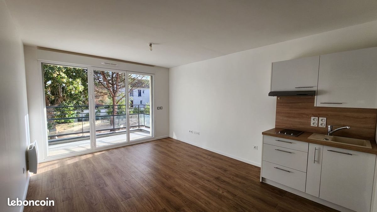 Appartement à louer, 45m², Mantes-la-Jolie