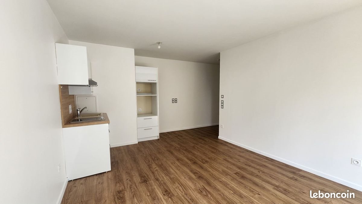 Appartement à louer, 45m², Mantes-la-Jolie