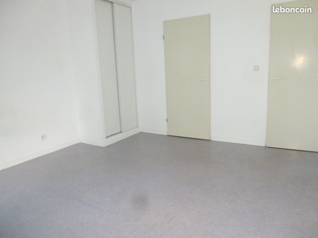 Appartement à louer, 26m², Reims