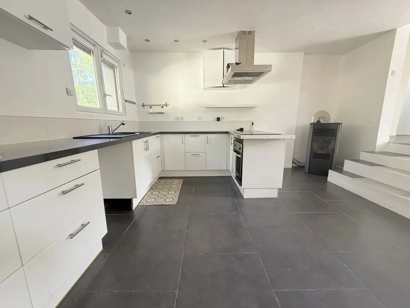 Maison à vendre, 88m², Le Chambon-Feugerolles