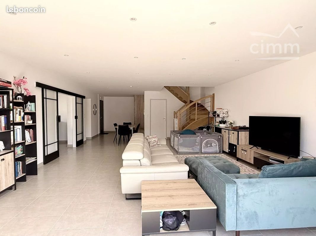 Maison à vendre, 181m², Saint-Gervais-la-Forêt
