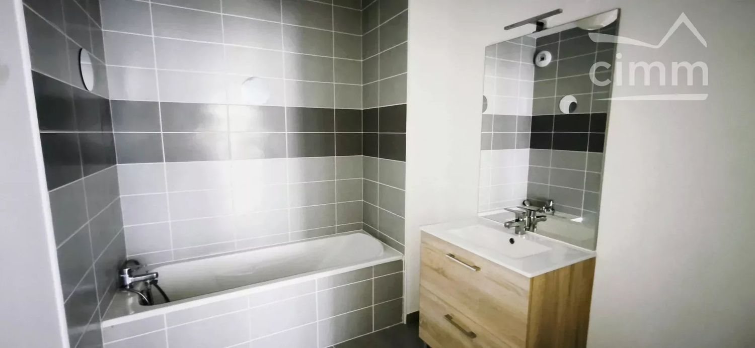 Appartement à louer, 62m², Beaumont-lès-Valence