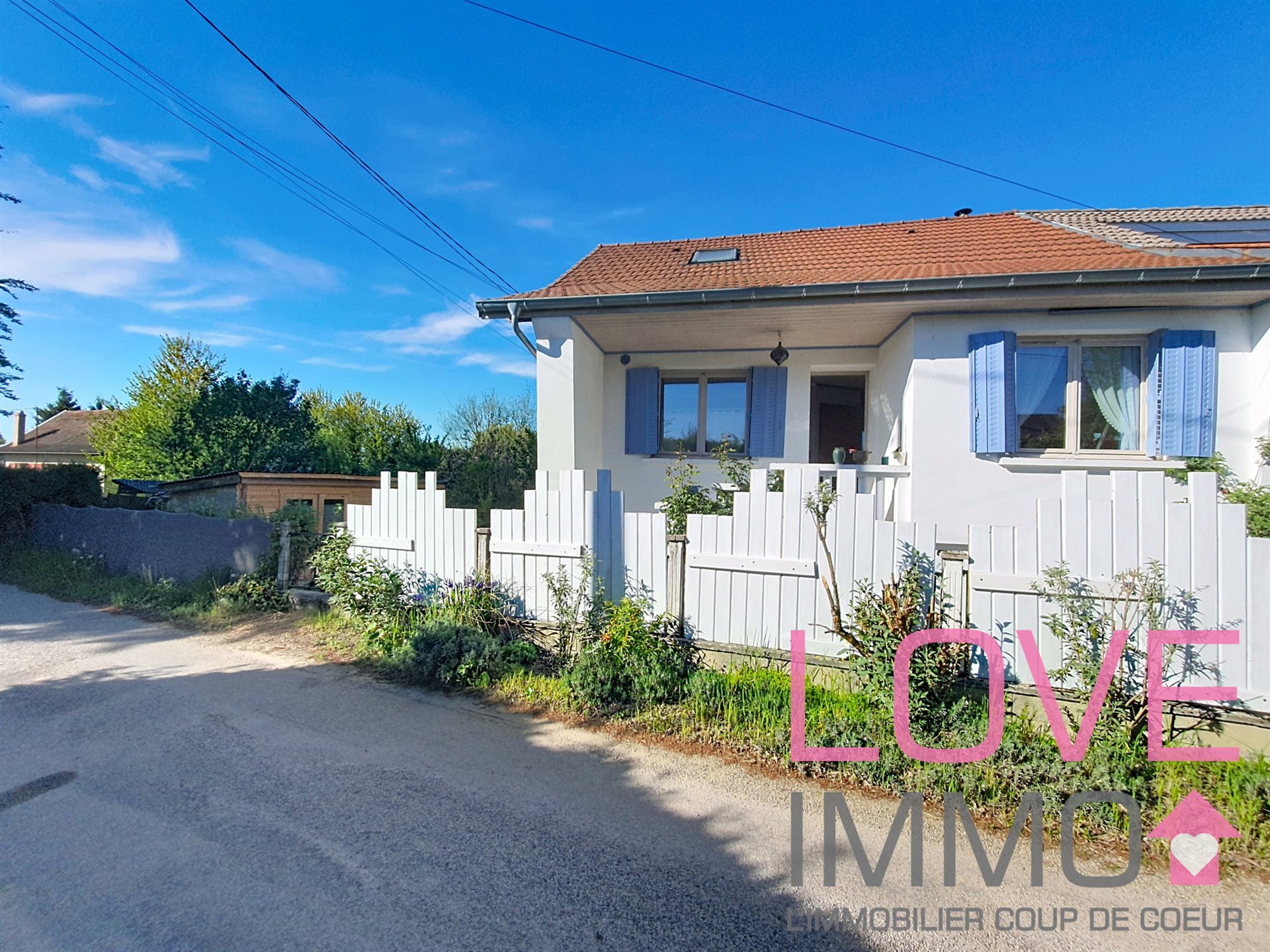 Maison à vendre, 101m², La Bâtie-Montgascon