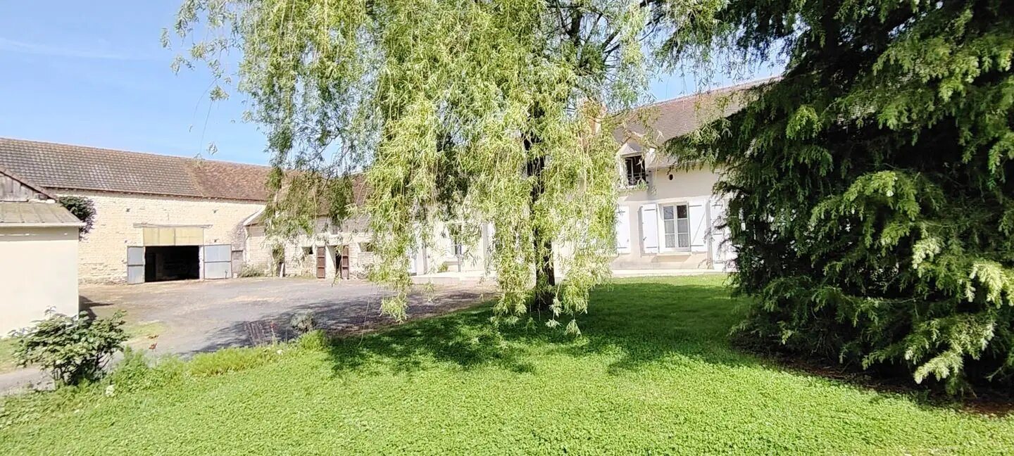 Maison à vendre, 210m², Dangé-Saint-Romain