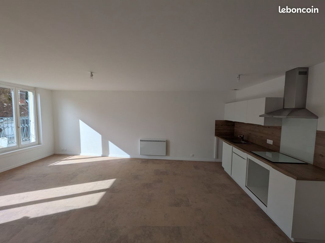 Appartement à louer, 83m², Saint-Florentin