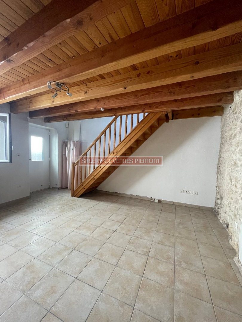 Maison à louer, 35m², Boucoiran-et-Nozières