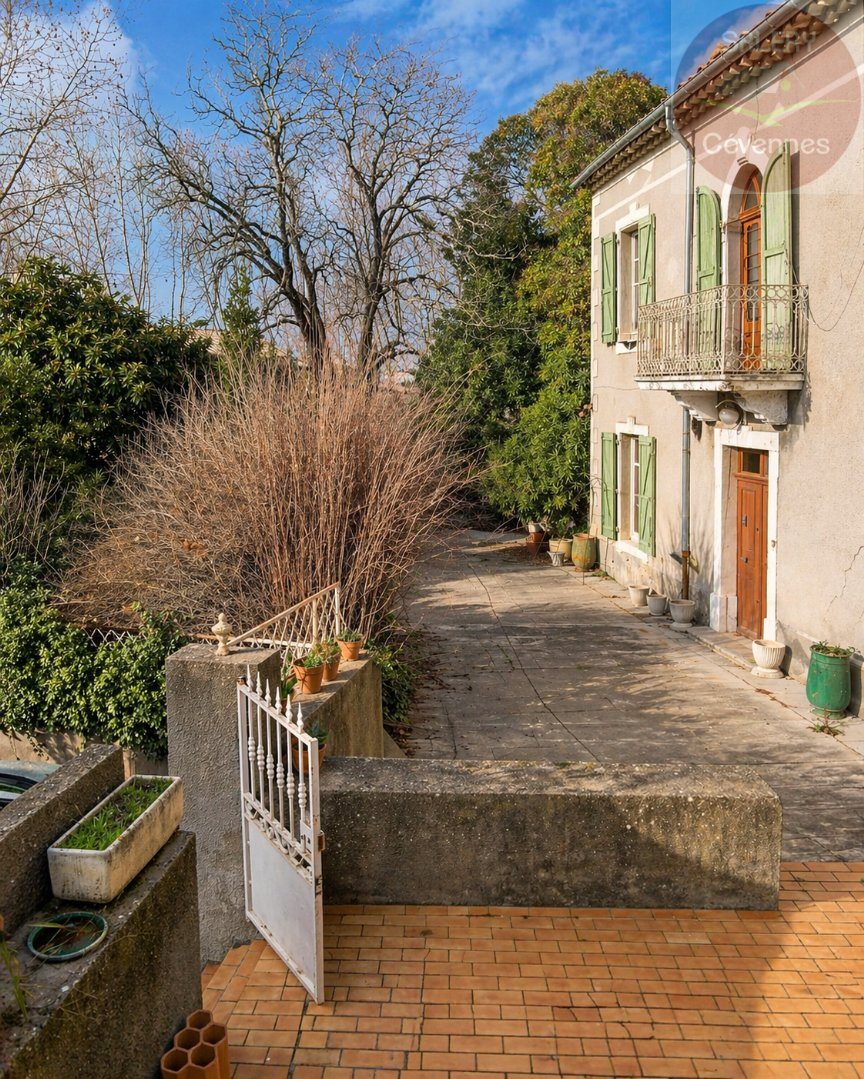 Maison à vendre, 236m², Saint-Théodorit