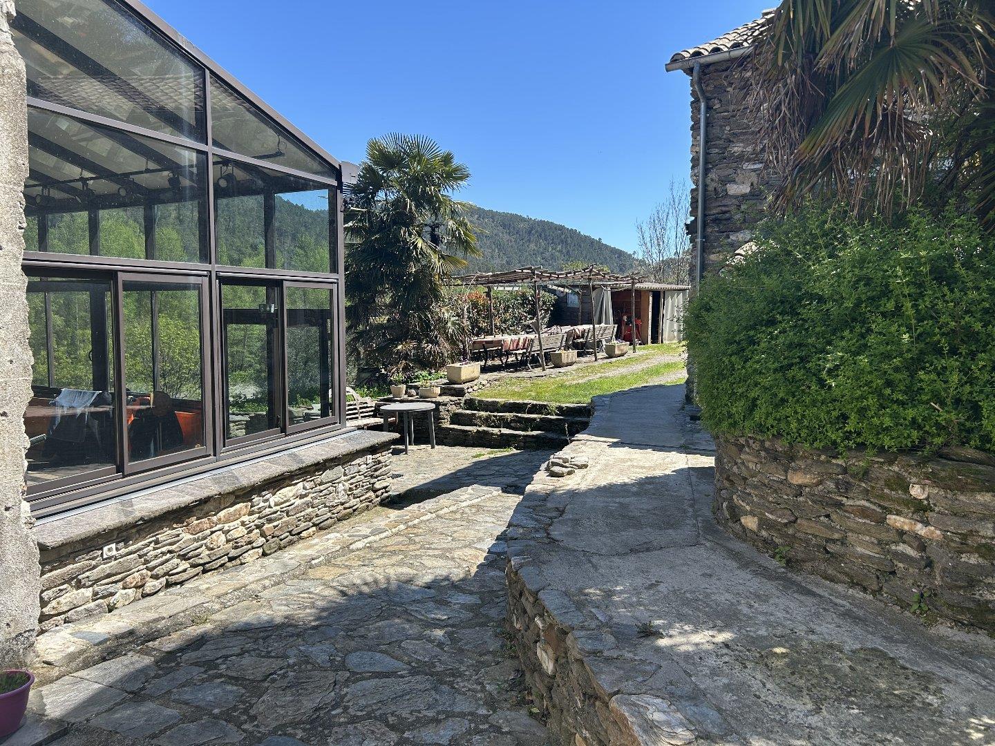 Maison à vendre, 285m², Saint-Etienne-Vallée-Française