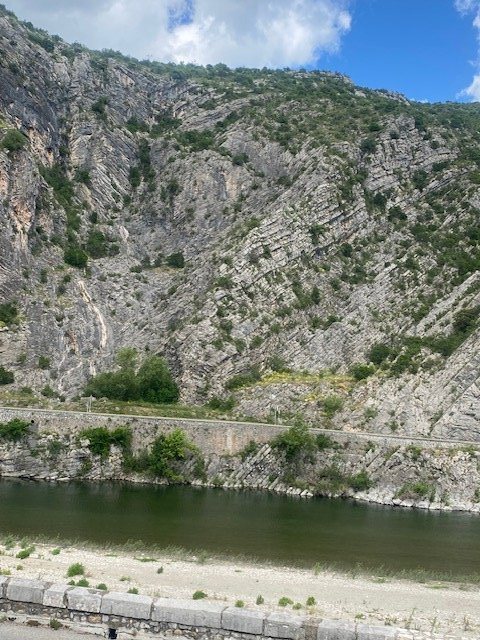 Appartement à louer, 78m², Anduze