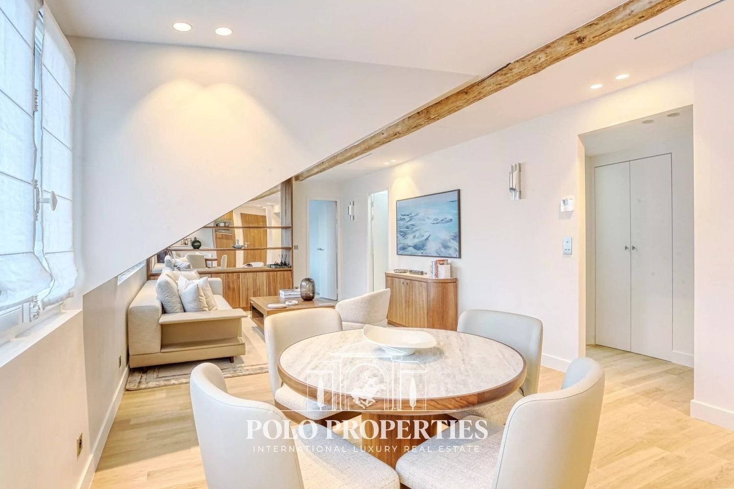 Appartement à louer, 56m², Paris 8ème