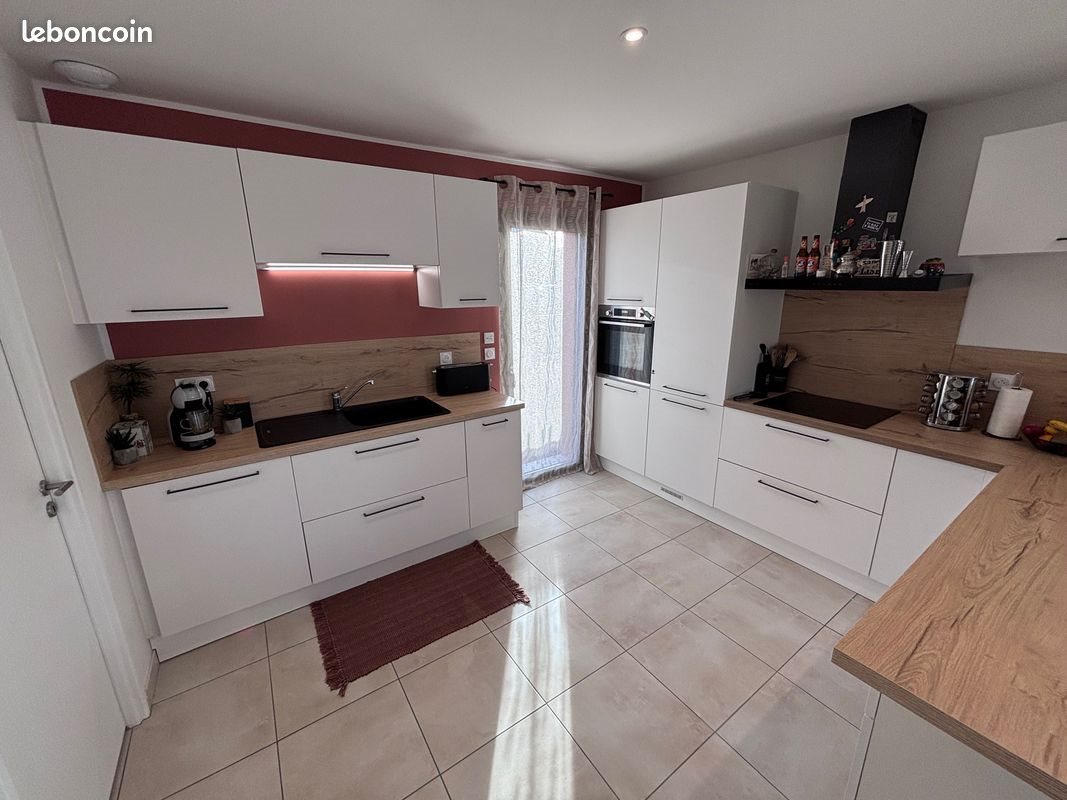 Maison à louer, 95m², Lansargues