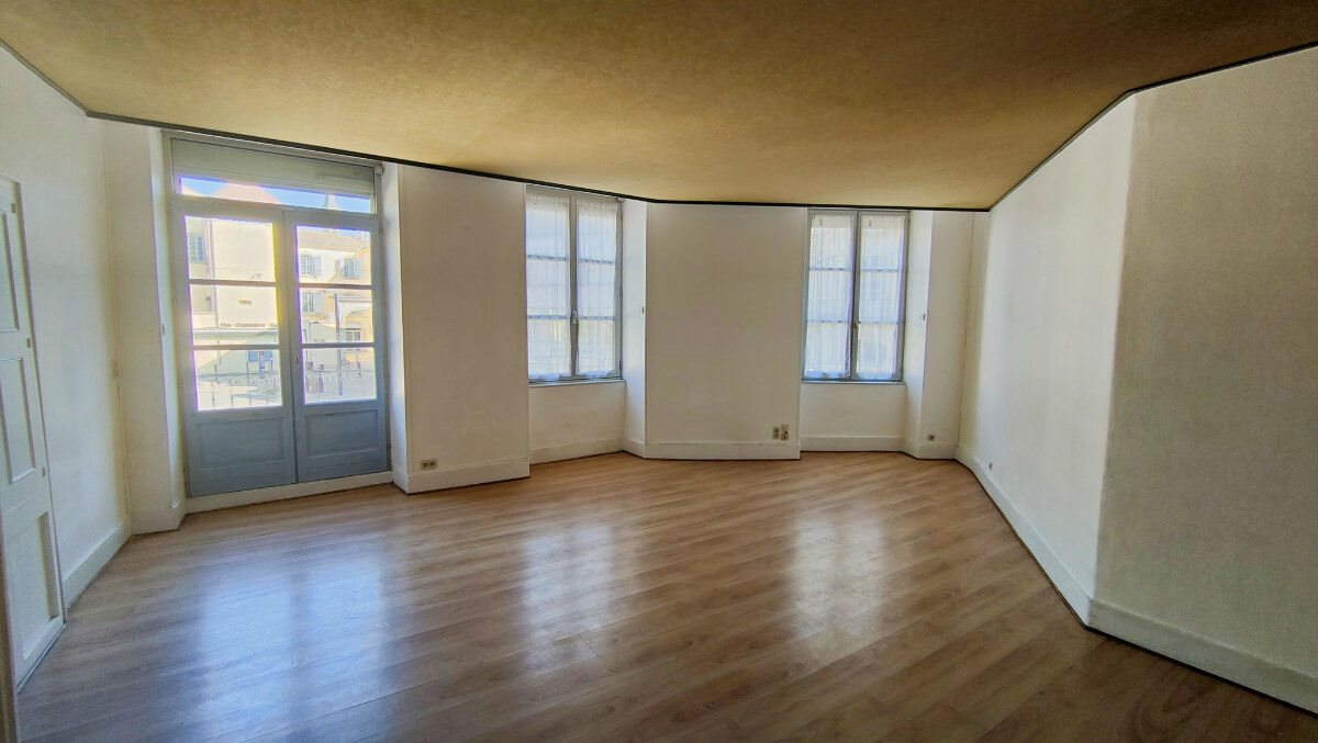 Appartement à vendre, 103m², Aubenas