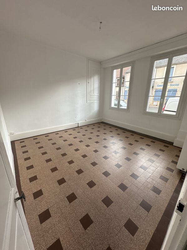 Maison à louer, 188m², Meillant