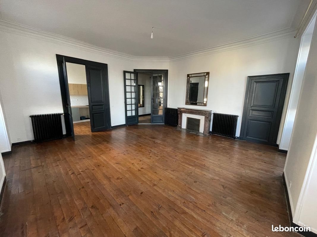 Appartement à louer, 107m², Pau