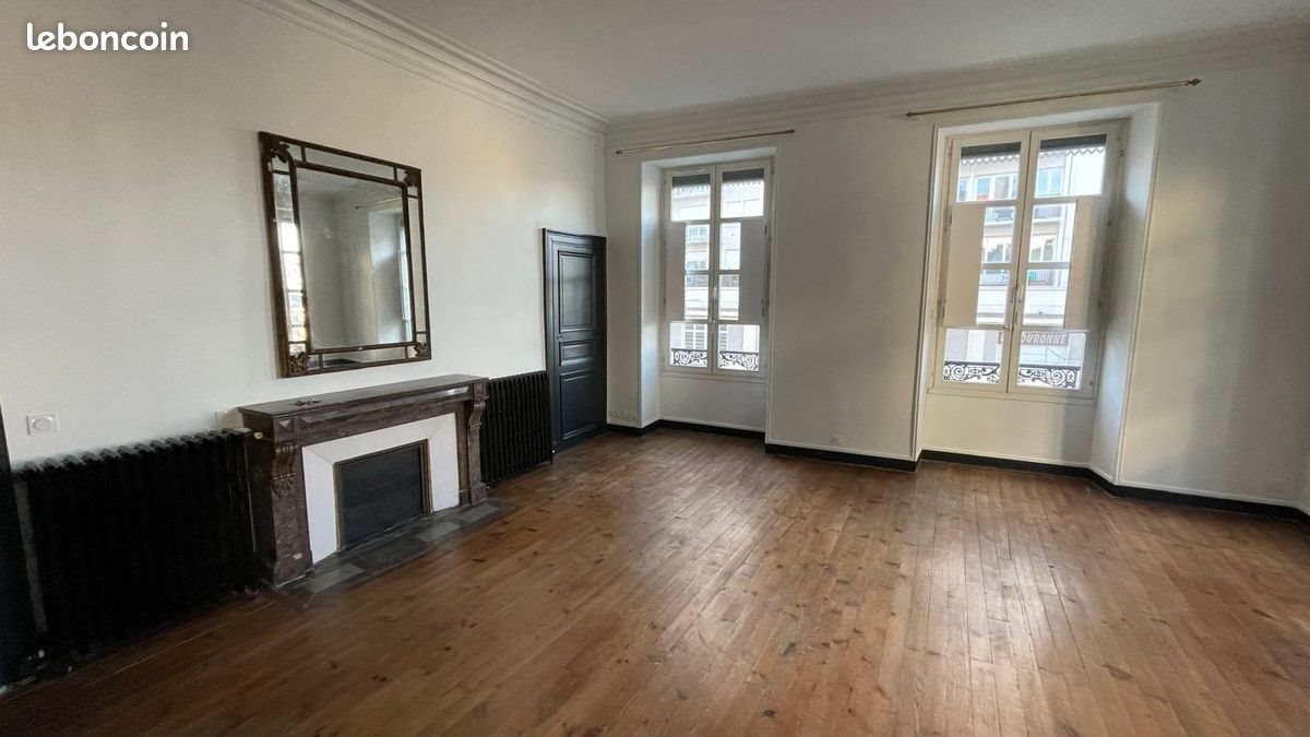 Appartement à louer, 107m², Pau