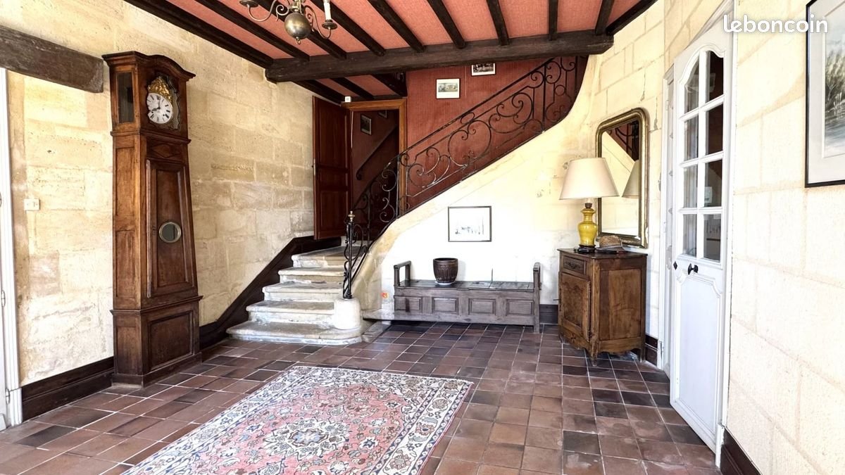 Maison à vendre, 259m², Saint-Louis-de-Montferrand