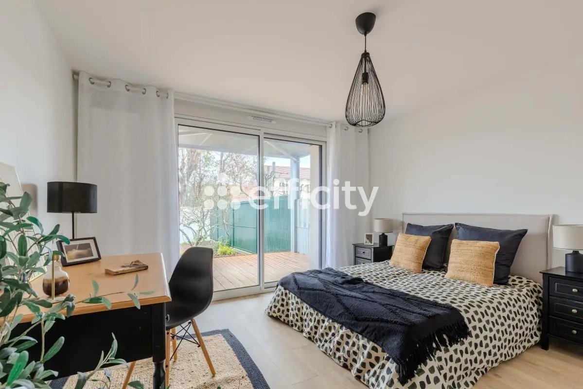 Appartement à vendre, 268m², Mérignac