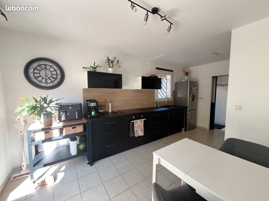 Appartement à vendre, 67m², Calvisson