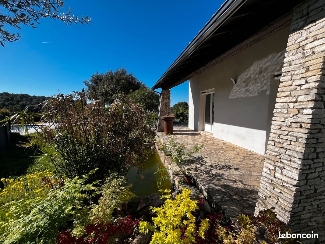 Maison à vendre, 123m², Nages-et-Solorgues