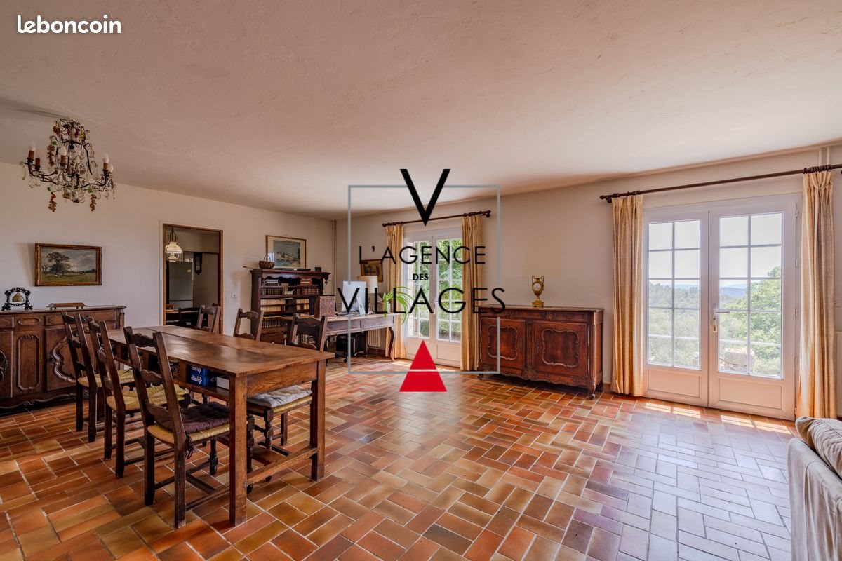 Maison à vendre, 237m², Saint-Cézaire-sur-Siagne