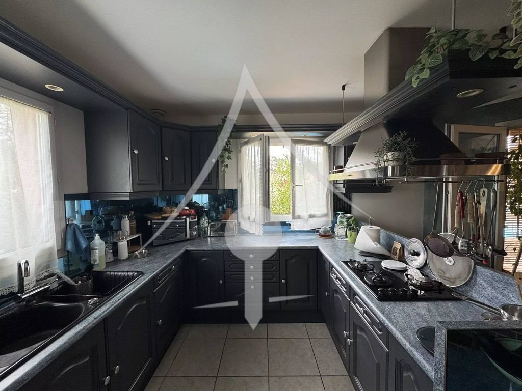 Maison à vendre, 122m², Saint-Hilaire