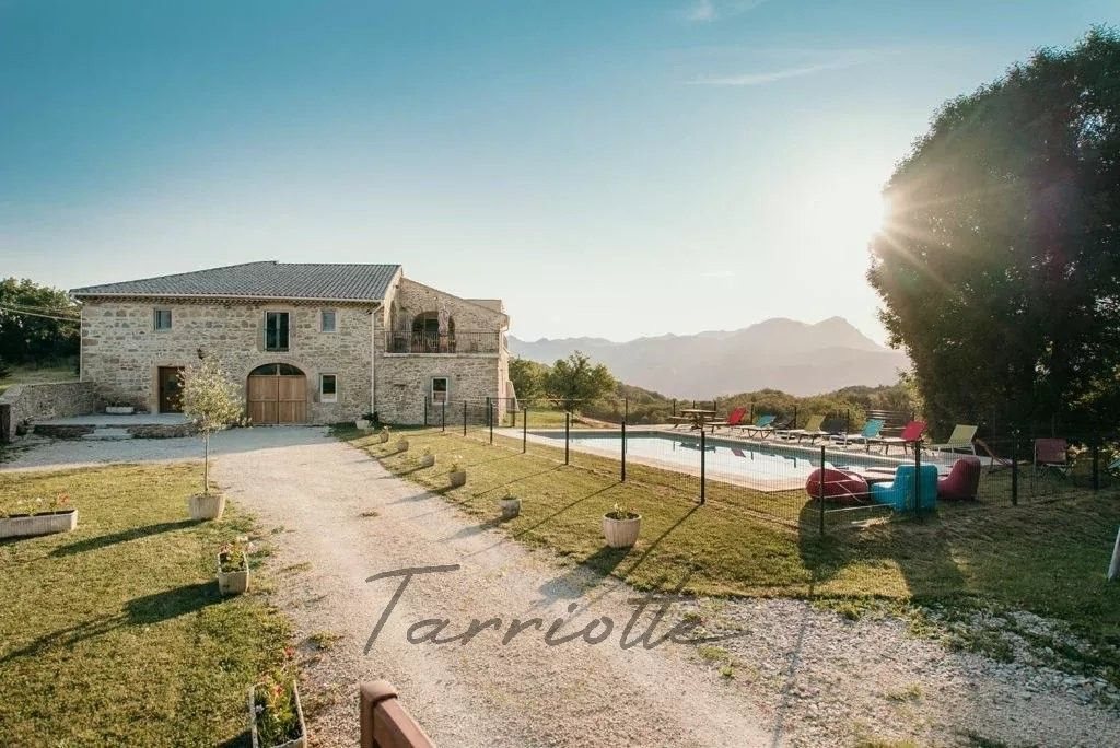 Maison à vendre, 275m², Saou