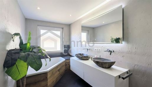 Advert pic 0