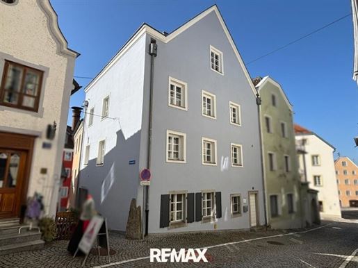 Advert pic 0