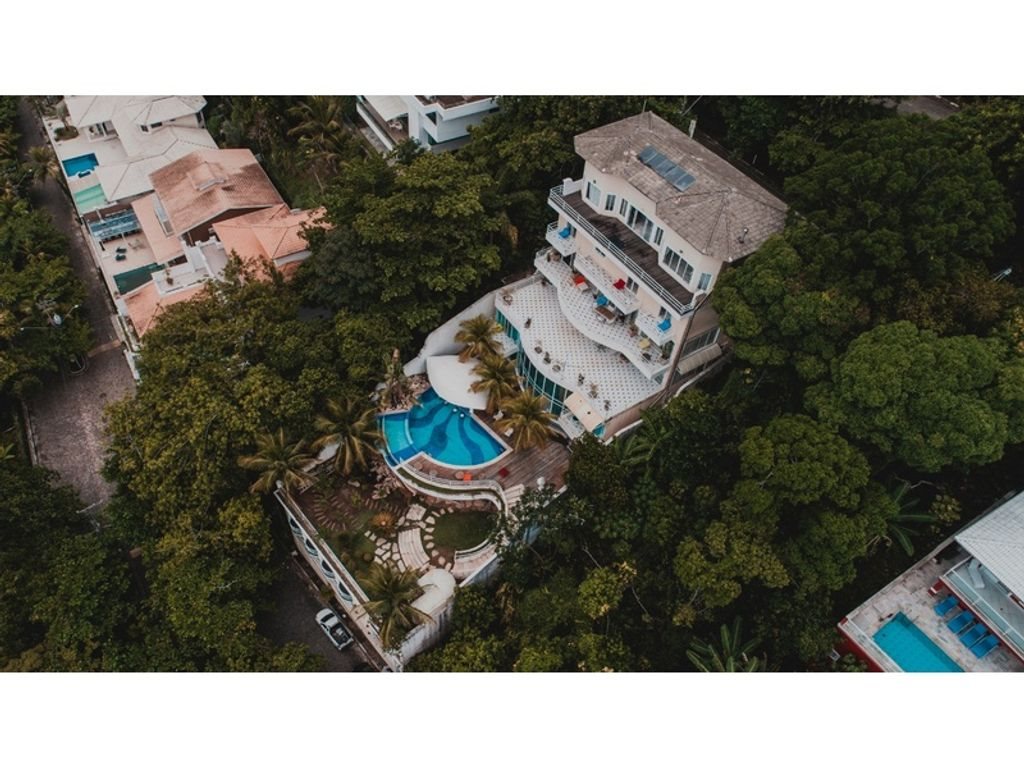 11 bedroom luxury mansion for sale in Guarujá, Brazil