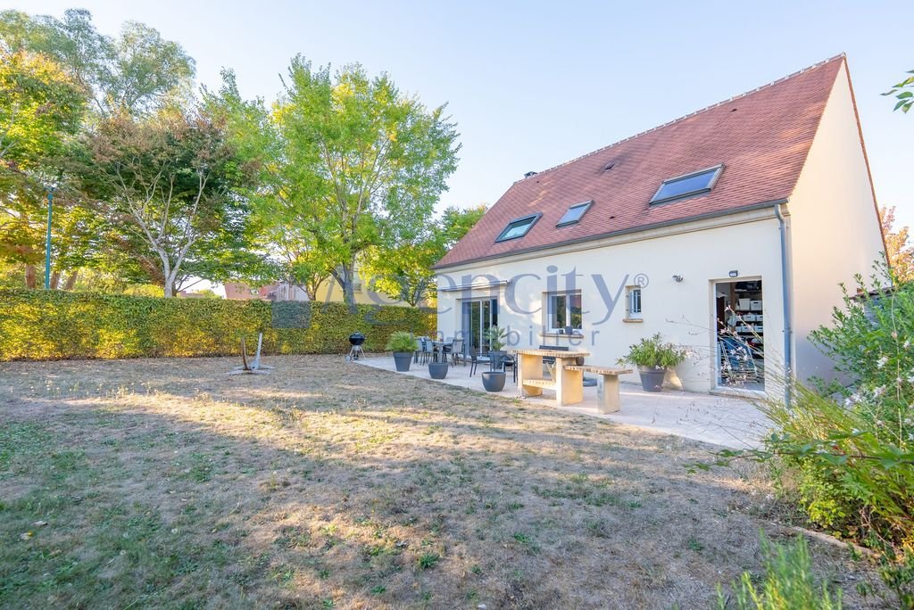 Maison à vendre, 121m², Magny-le-Hongre