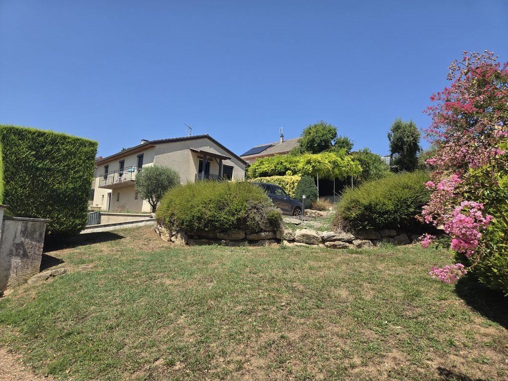 Maison à vendre, 128m², Guéreins