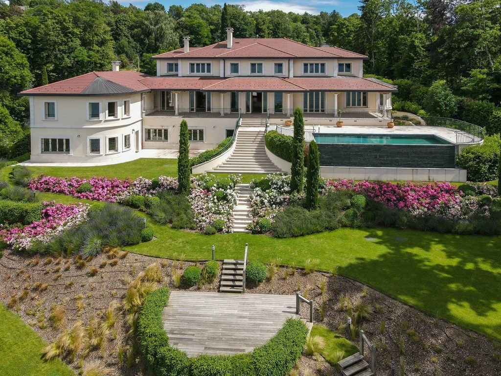 Maison à vendre, 1129m², Chens-sur-Léman