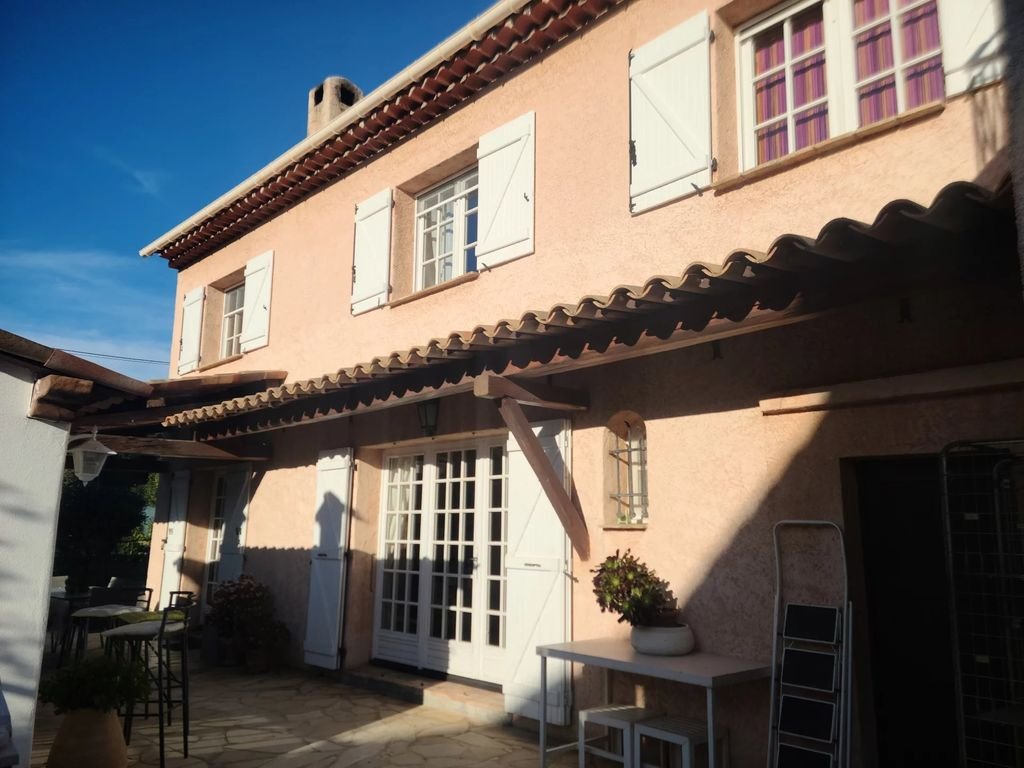 Maison à vendre, 126m², Vallauris