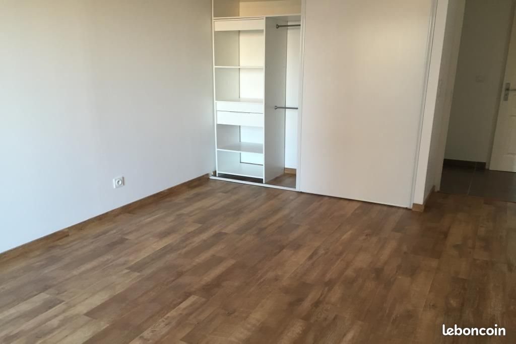 Appartement à louer, 77m², Saint-Priest-en-Jarez
