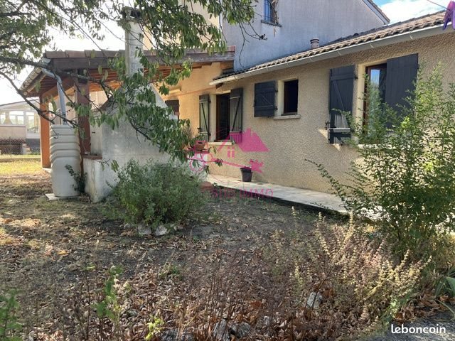 Maison à vendre, 557m², Frouzins