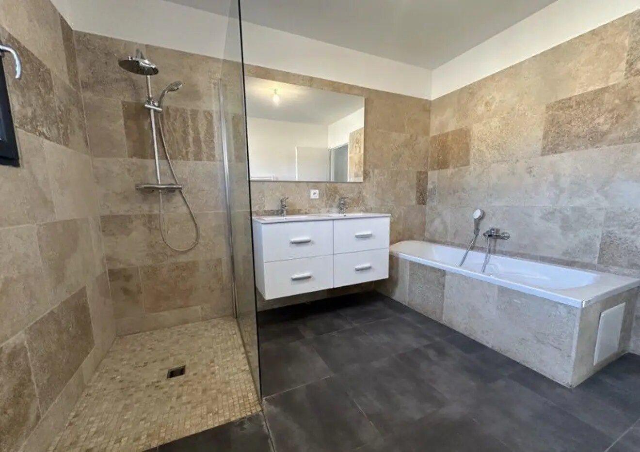 Maison à vendre, 90m², Saint-Laurent-du-Var