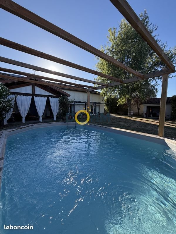 Maison à vendre, 205m², Saint-Cyr-les-Vignes