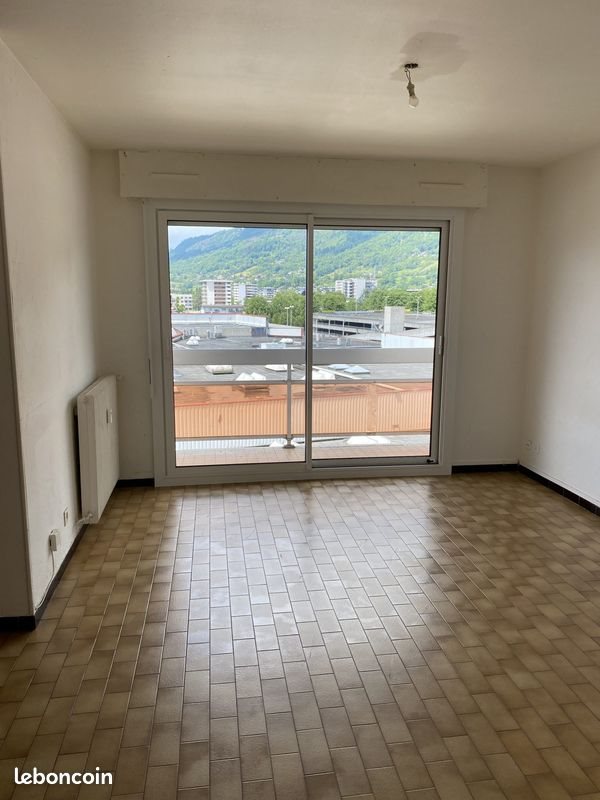 Appartement à louer, 40m², Cluses