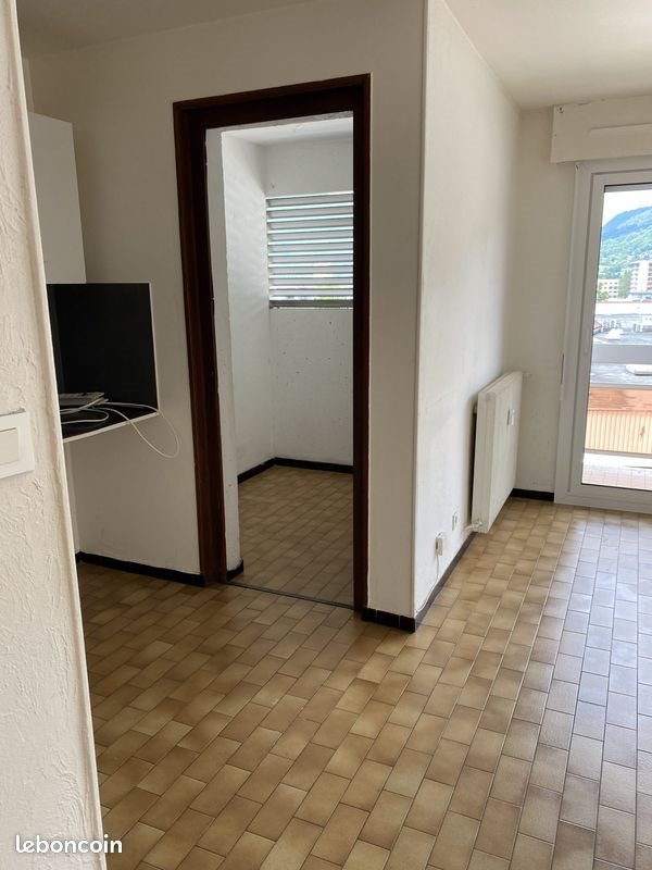 Appartement à louer, 40m², Cluses