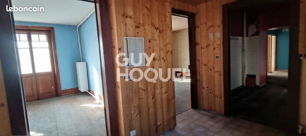 Maison à vendre, 303m², Jougne