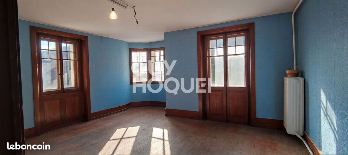 Maison à vendre, 303m², Jougne