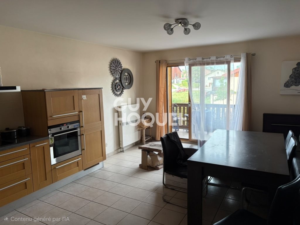 Appartement à louer, 84m², Vuillecin
