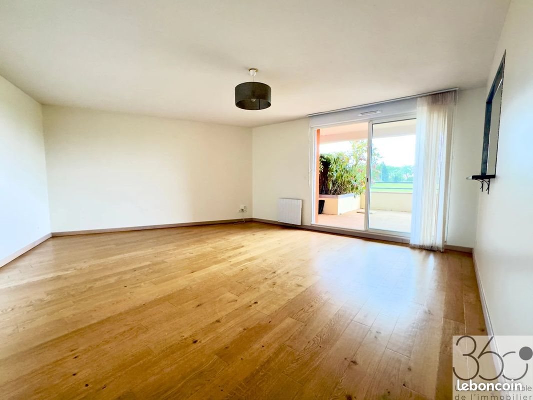 Appartement à vendre, 73m², Seilh