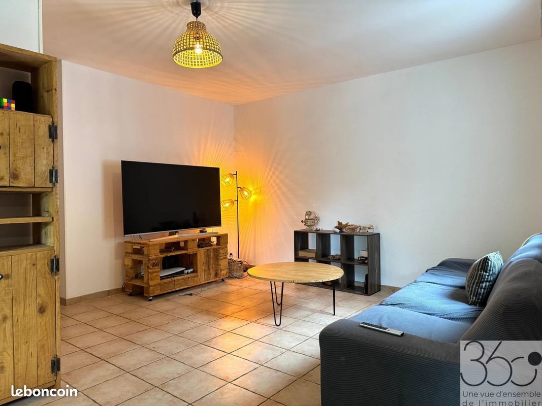 Maison à vendre, 97m², Endoufielle