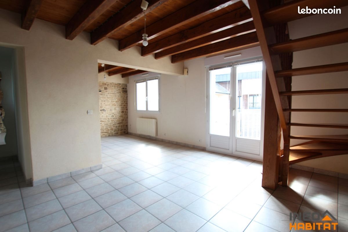Appartement à louer, 55m², Bourg-des-Comptes