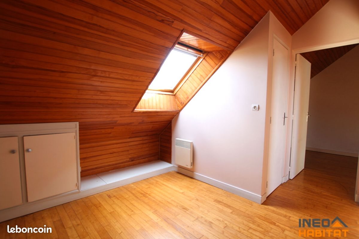 Appartement à louer, 55m², Bourg-des-Comptes